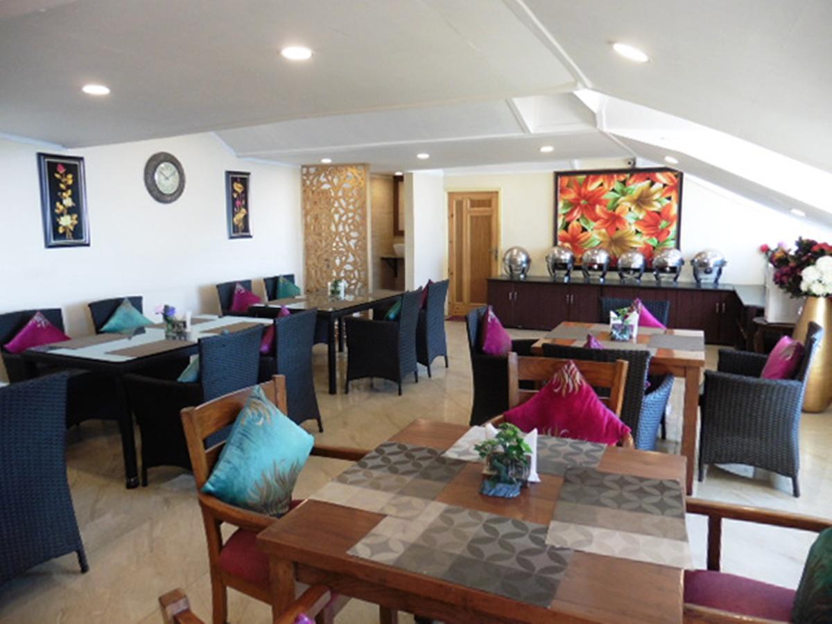 City Light Hotel Dalhousie Bagian luar foto
