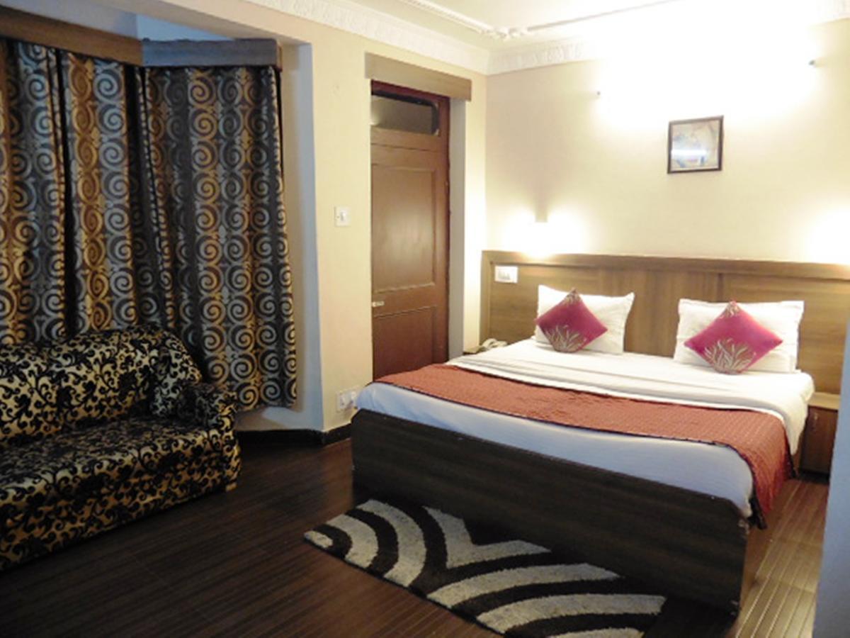 City Light Hotel Dalhousie Bagian luar foto