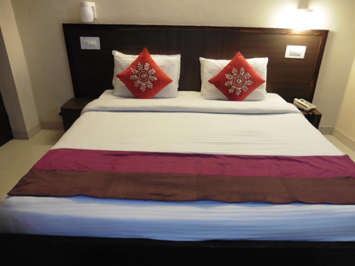 City Light Hotel Dalhousie Bagian luar foto